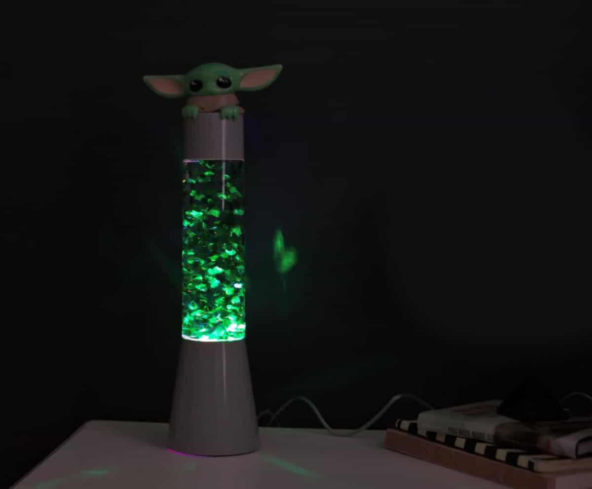 Yoda on sale lava lamp