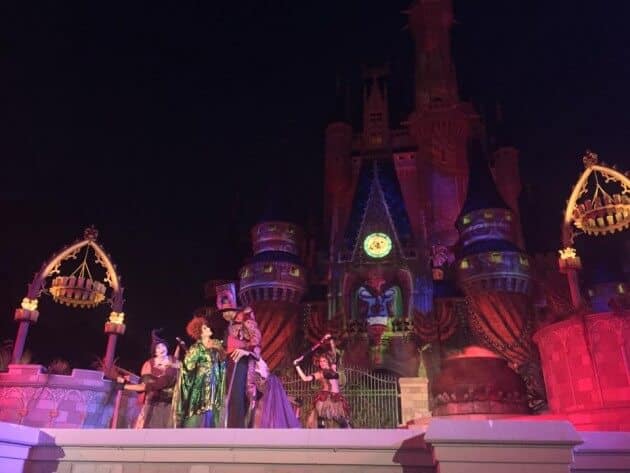 VIDEO: Hocus Pocus Villain Spelltacular Show debuts at Walt Disney ...