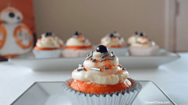 BB-8 cupcaks
