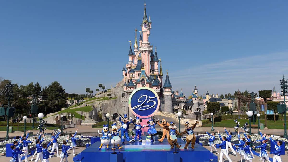 VIDEO Watch the live stream of Disneyland Paris
