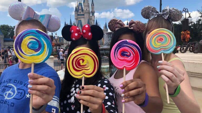 disney-inspired nails