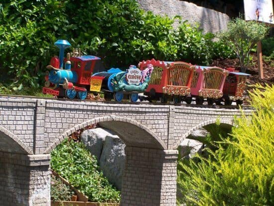 castle peak and thunder railroad