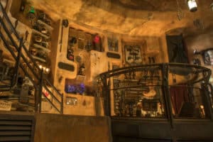 INSIDE Dok-Ondar's Den of Antiquities at Star Wars: Galaxy's Edge