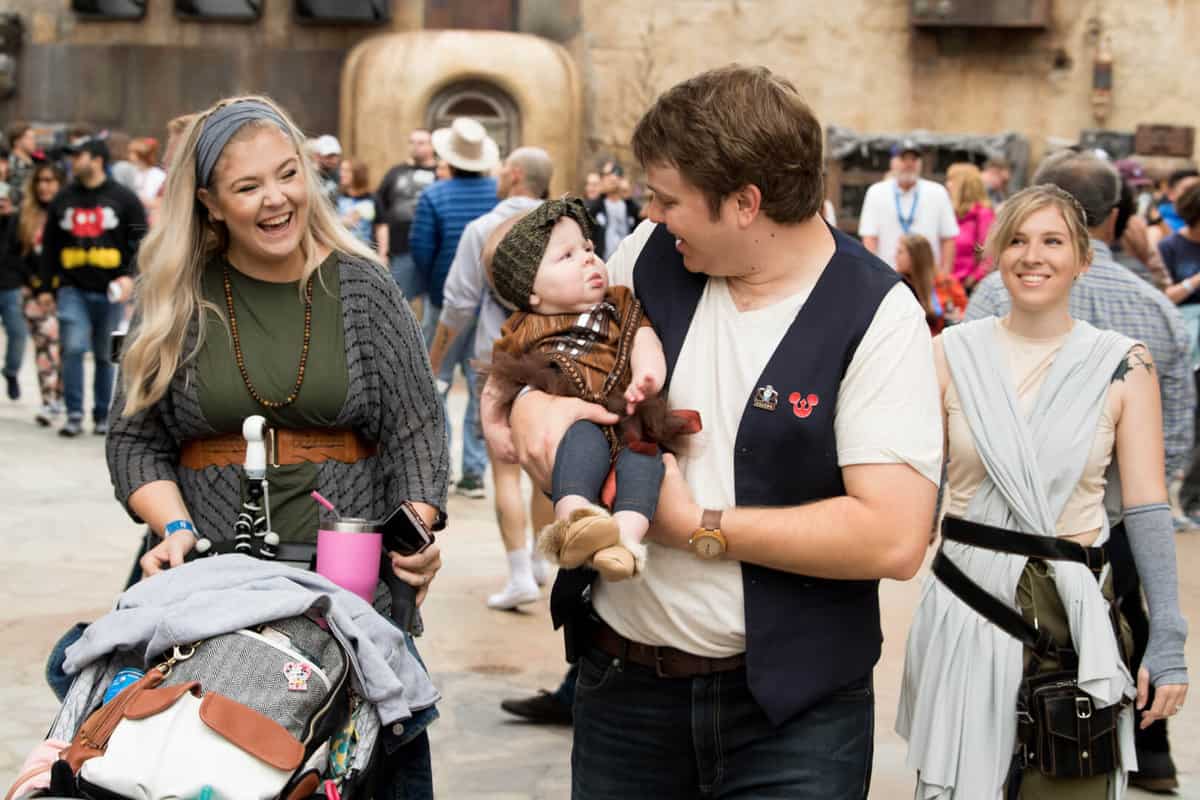 Kids in Star Wars: Galaxy's Edge