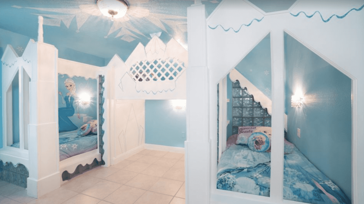 Frozen-themed bedroom