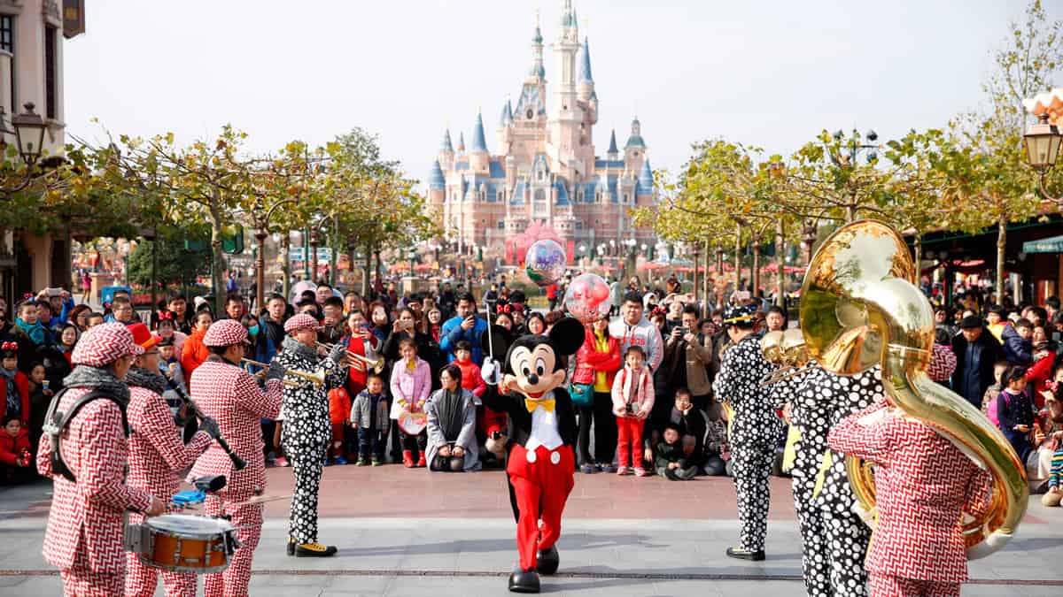 Shanghai Disneyland castle