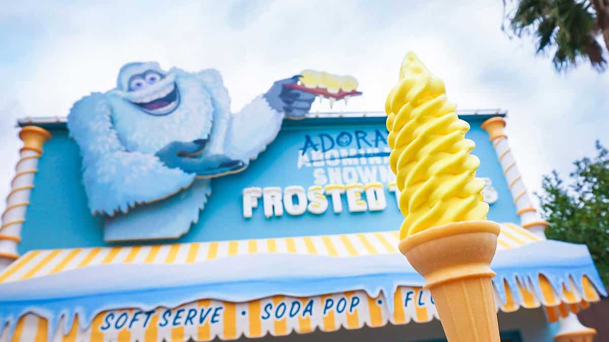 Adorable Snowman Frozen Treats