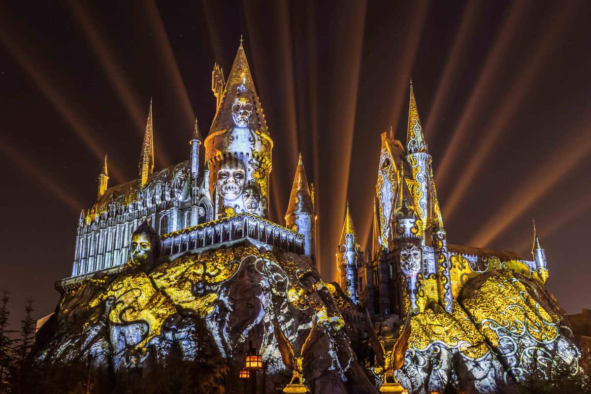 The Dark Arts at Hogwarts Castle Light Projection Show