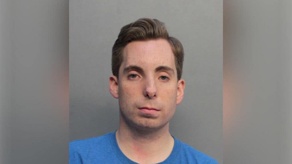 man molests child on disney cruise line