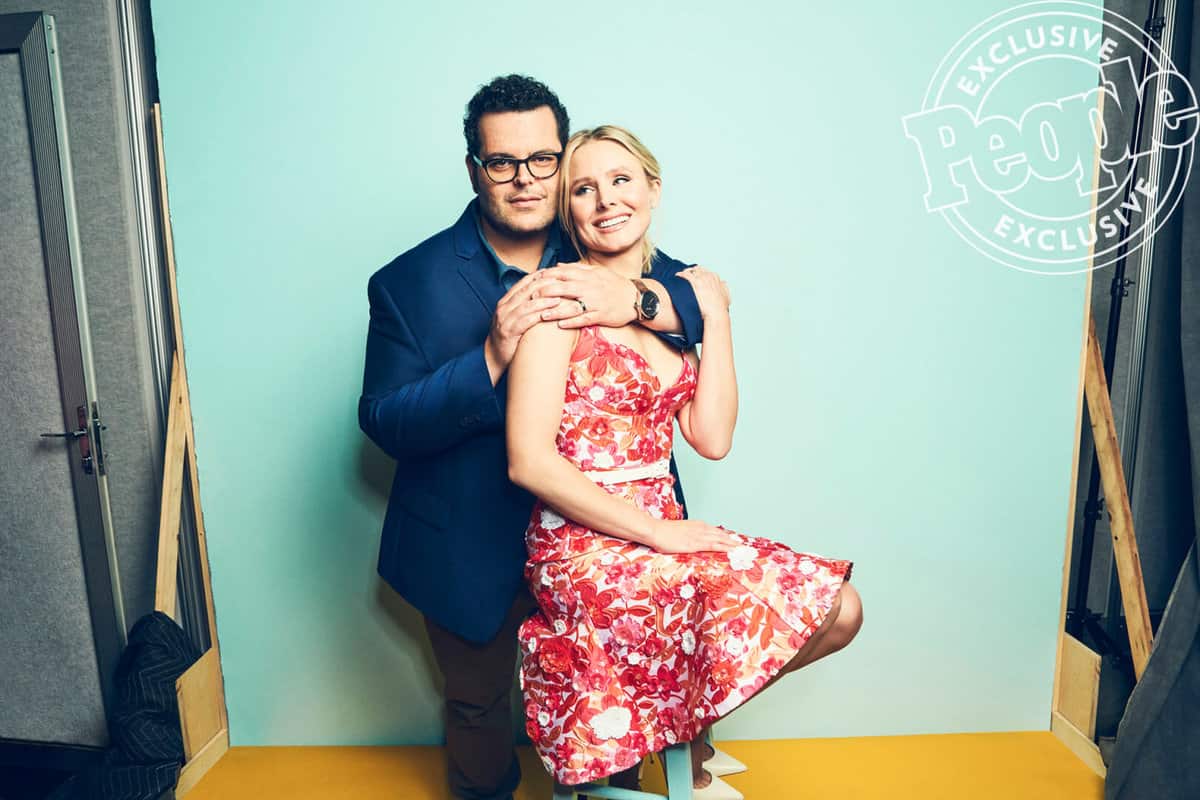 josh gad and kristen bell