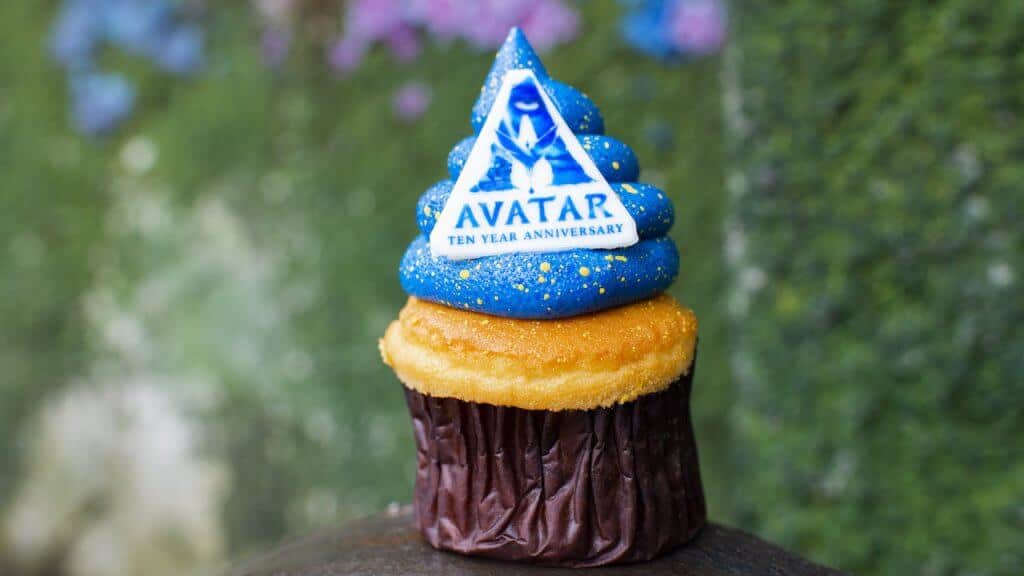 Avatar 10th anniversary cupcake