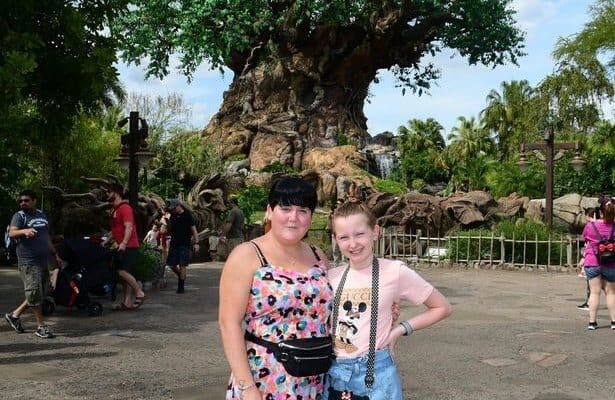 UK mom Sara Edwards and daughter stuck in US after canceled WDW visit