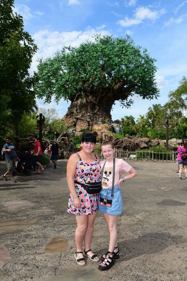 UK mom Sara Edwards and daughter stuck in US after canceled WDW visit
