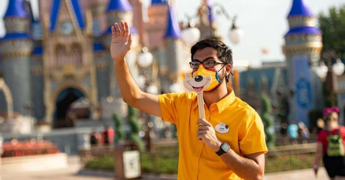 disney cast member