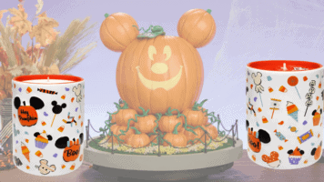 Mickey Mouse pumpkin spice candle