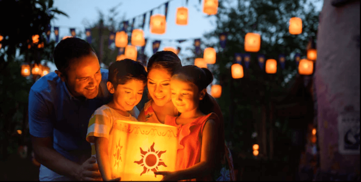photopass lanterns tangled