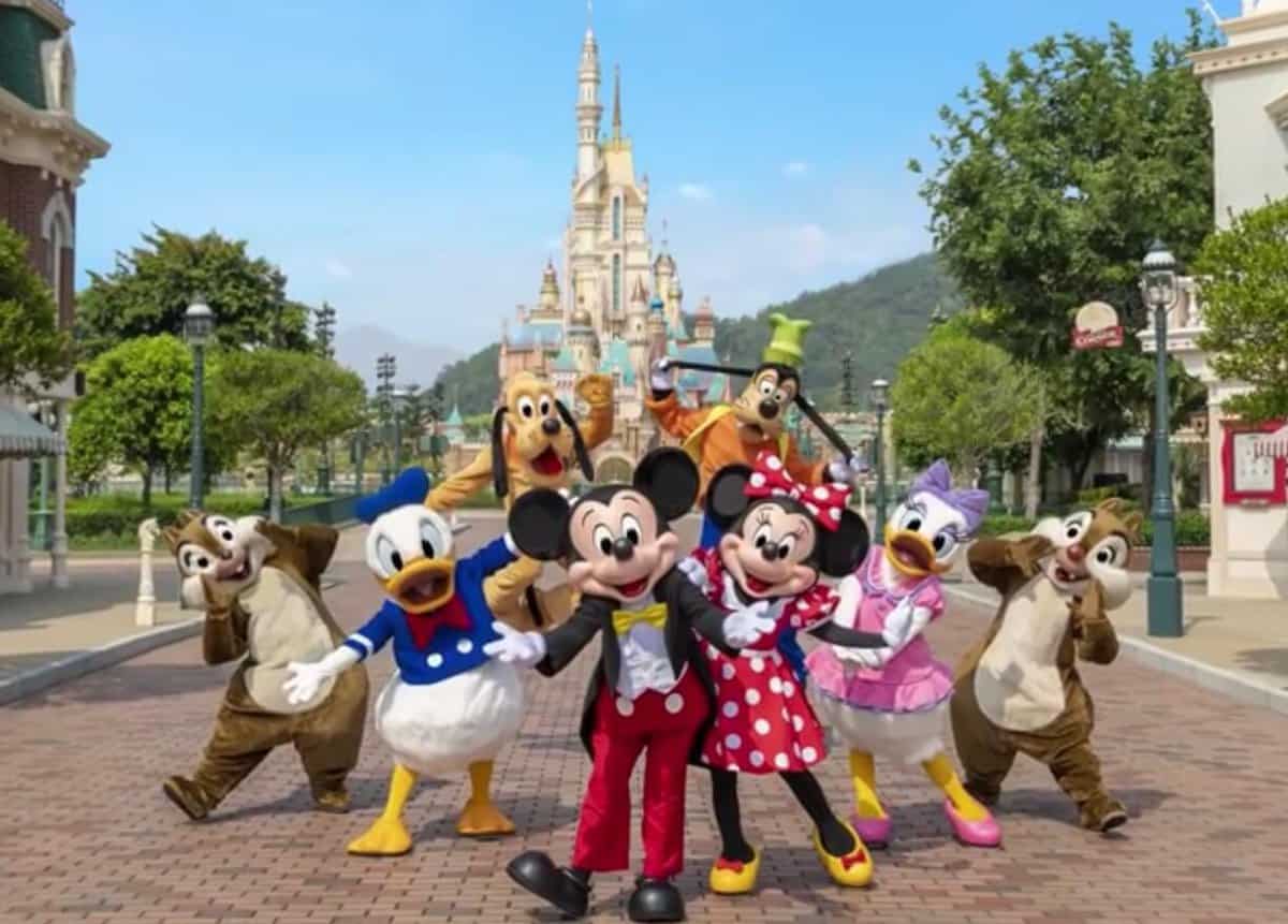 Hong Kong Disneyland Finally Reopens
