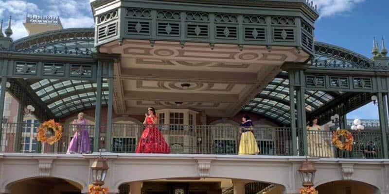 princesses train station
