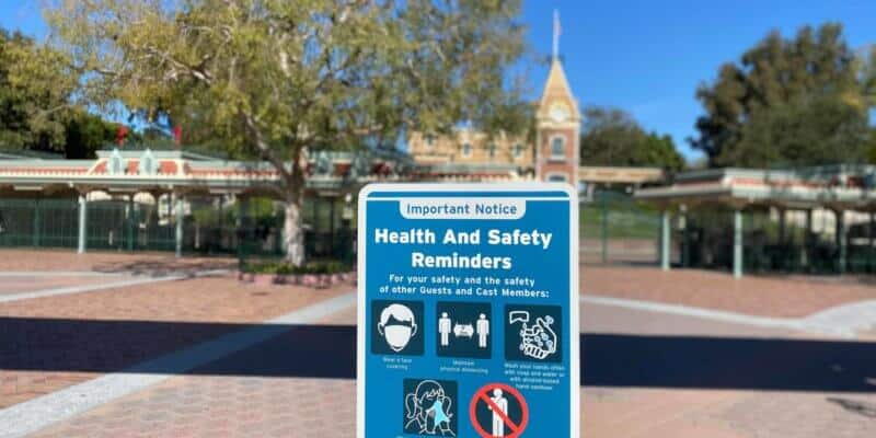 disneyland closed