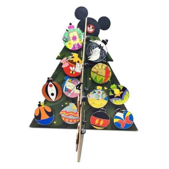 World of Disney Holiday Countdown Calendar Pin Set 2020 