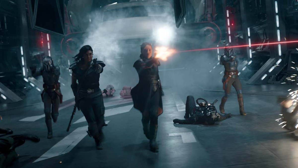 female fight scene mandalorian season 2 finale