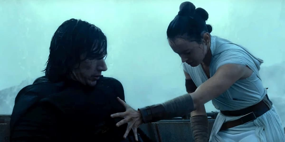 The Intense Backstory Behind Kylo Ren & Rey's Force Dyad Inside the Magic