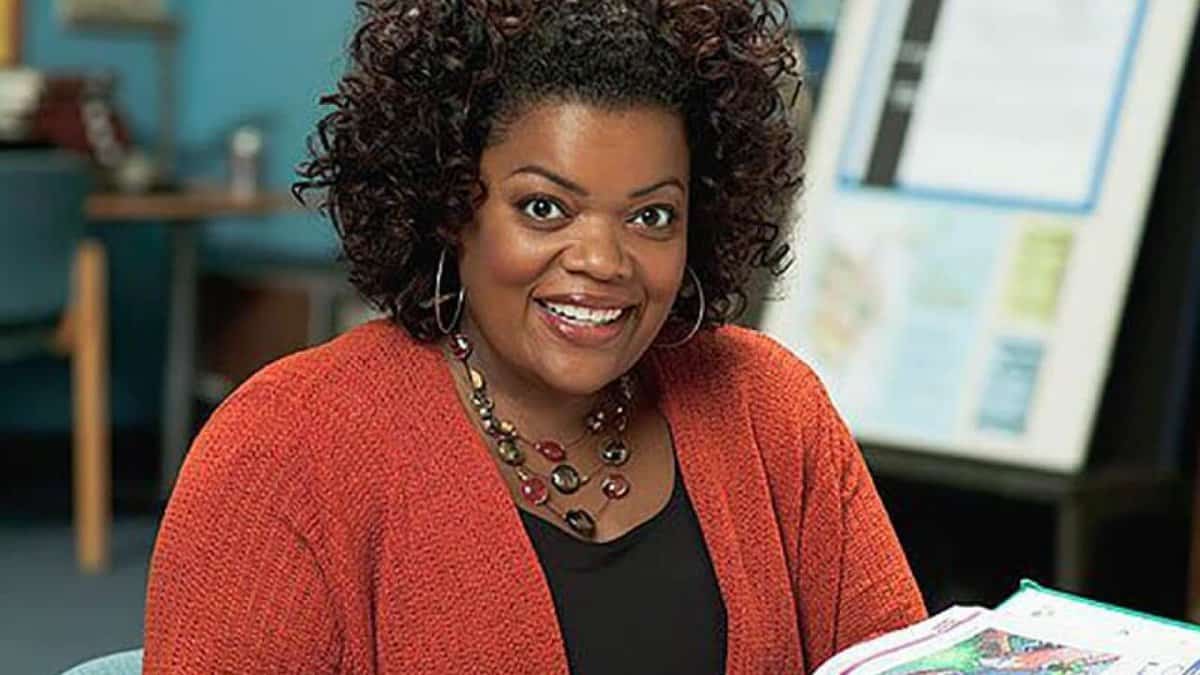 yvette nicole brown as shirley on community