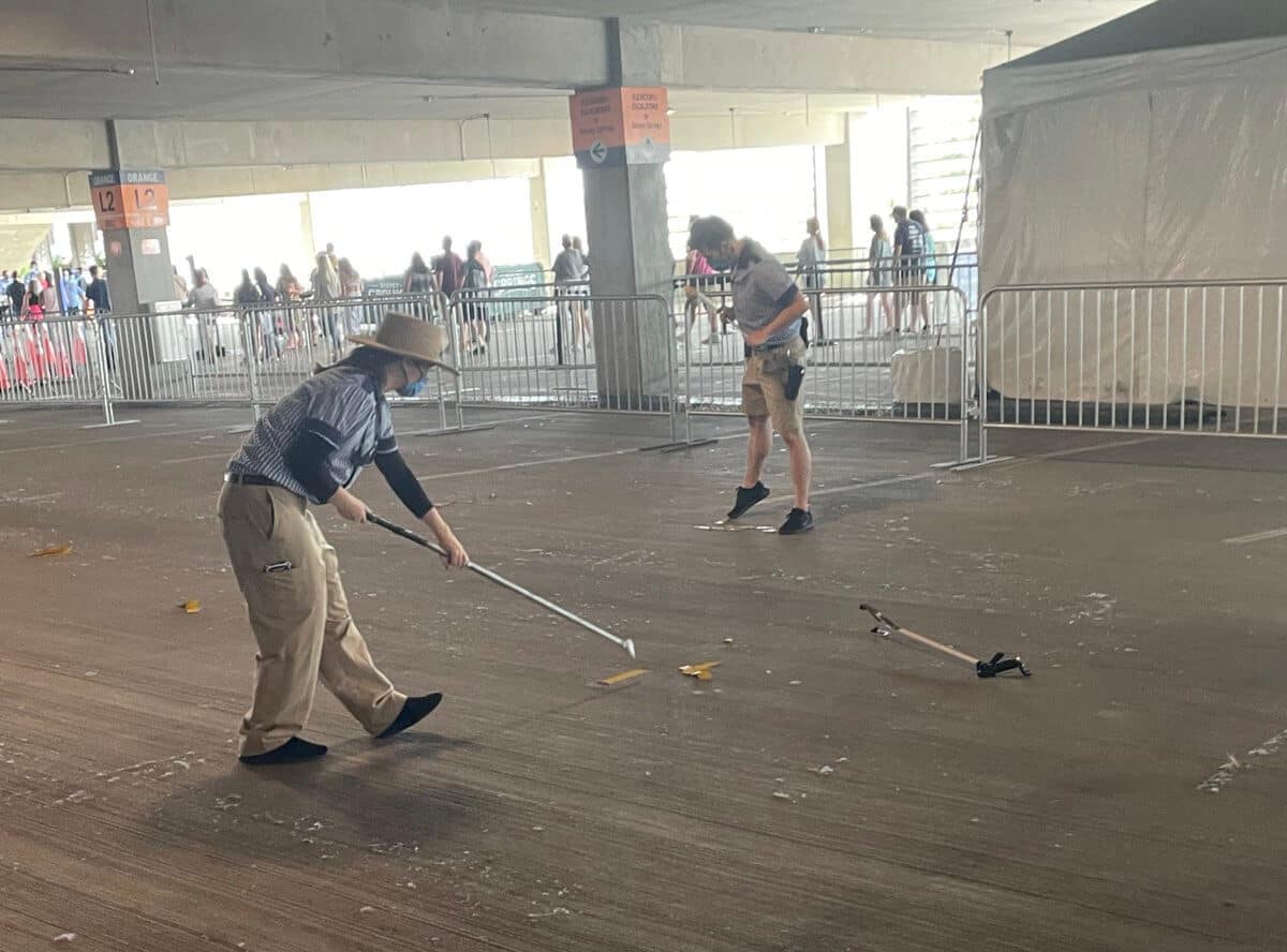 disney world social distancing