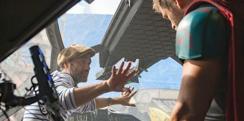taika waititi directing thor on set