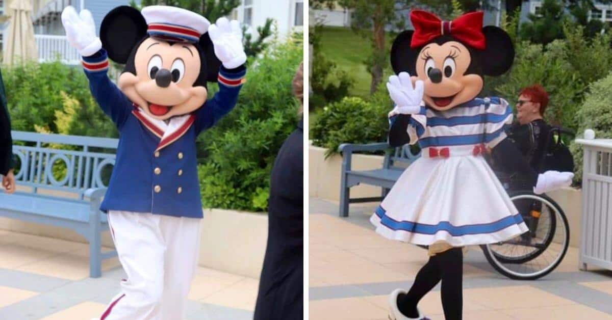 mickey and minnie new costumes