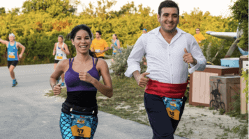 guests running castaway cay 5K
