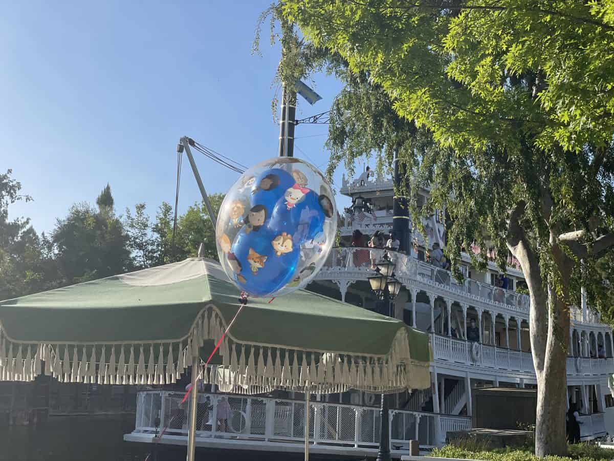 mark twain on rivers of america at disneyland