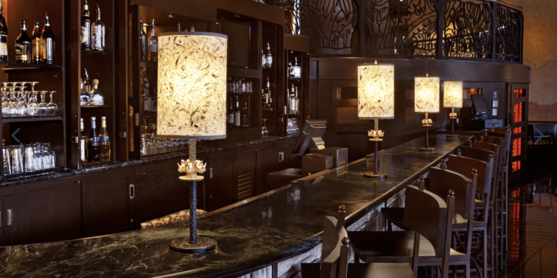 victoria falls lounge