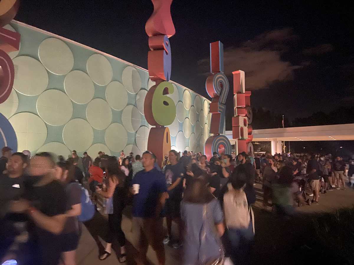 pop century bus line