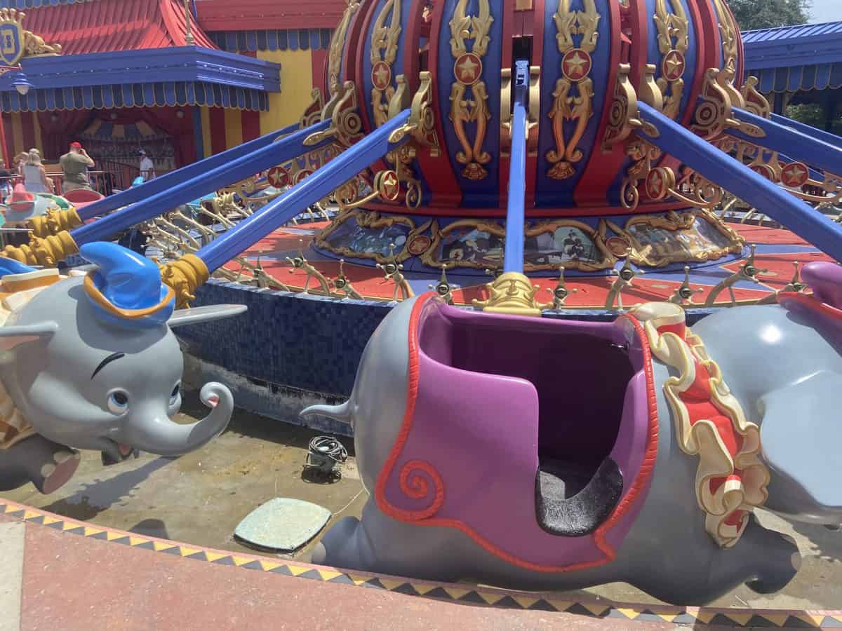 dumbo the flying elephant