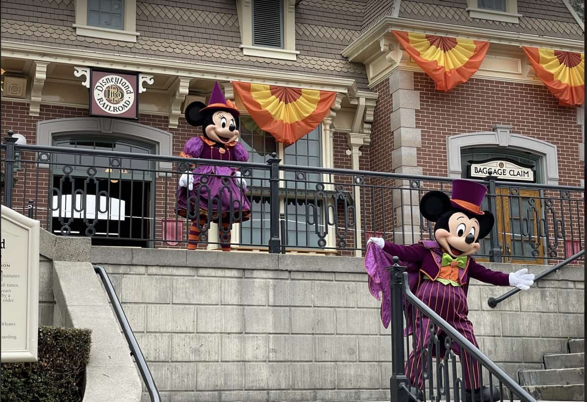 Mickey and Minnie Halloween