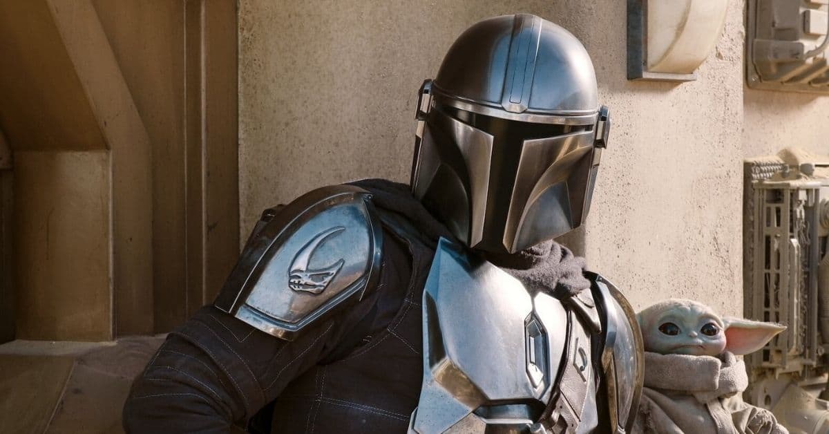 Pedro Pascal as Din Djarin in "The mandalorian"