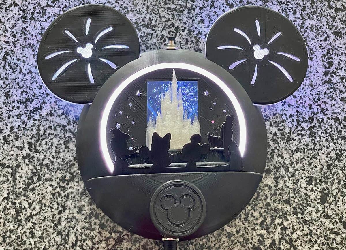 Disney Fans Confused About MagicBand+ Battery Life and Features