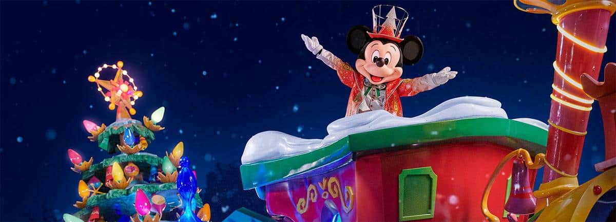 disneyland paris christmas parade mickey