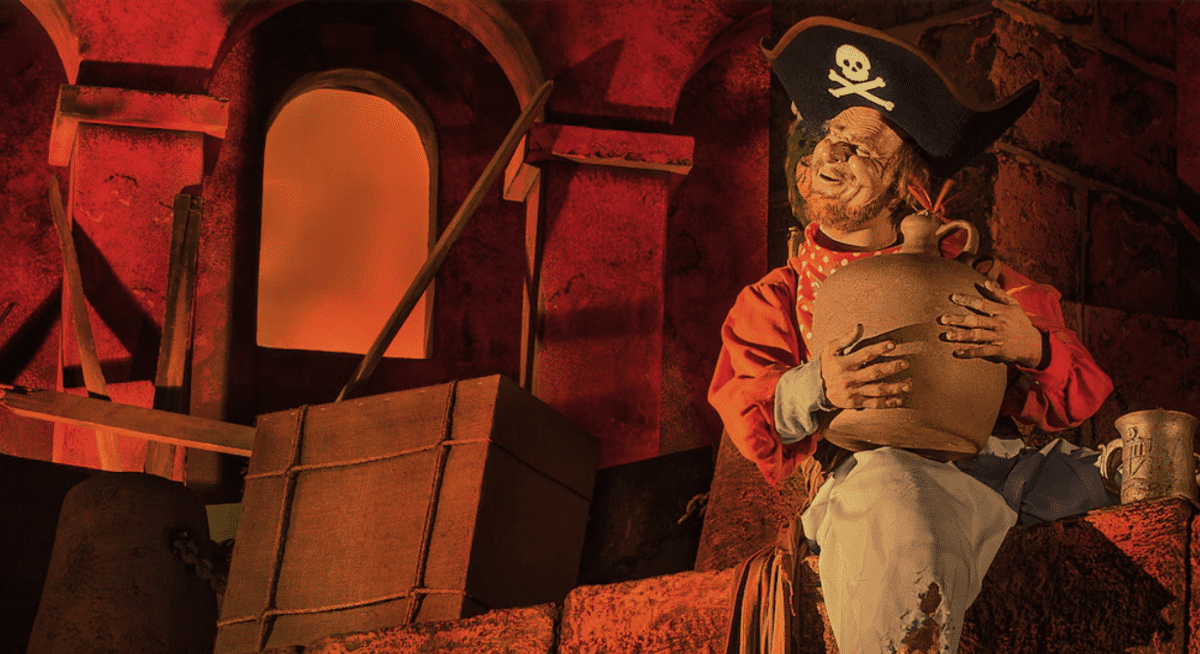 Pirate on Pirates of the Caribbean attraction
