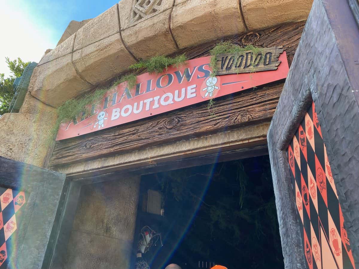 All Hallows Eve Boutique at Universal Orlando