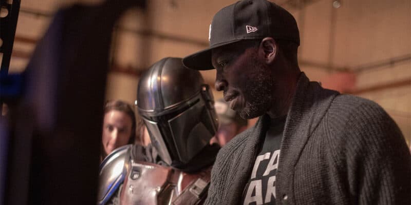rick famuyiwa with the mandalorian, din djarin, behind the scenes of chapter 15: the believer