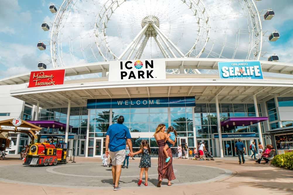 Family arriving at ICON Park Orlando