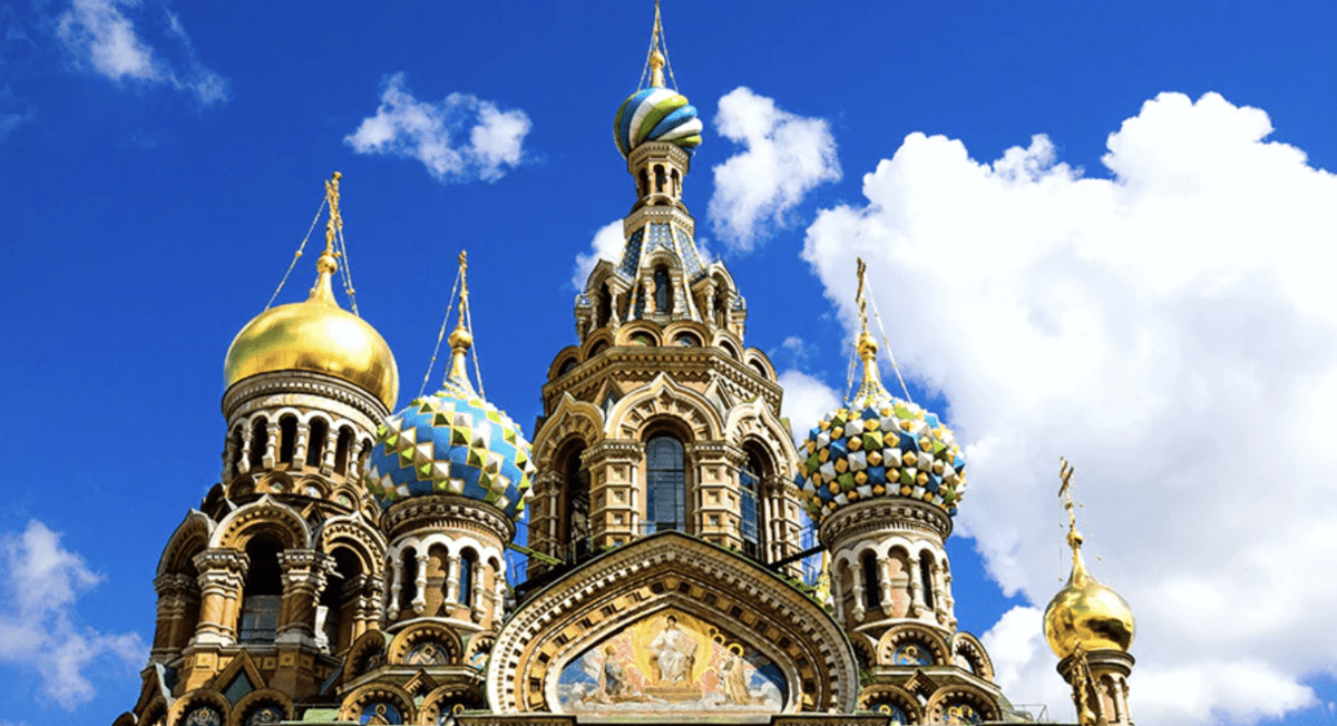 st petersburg cathedral spires