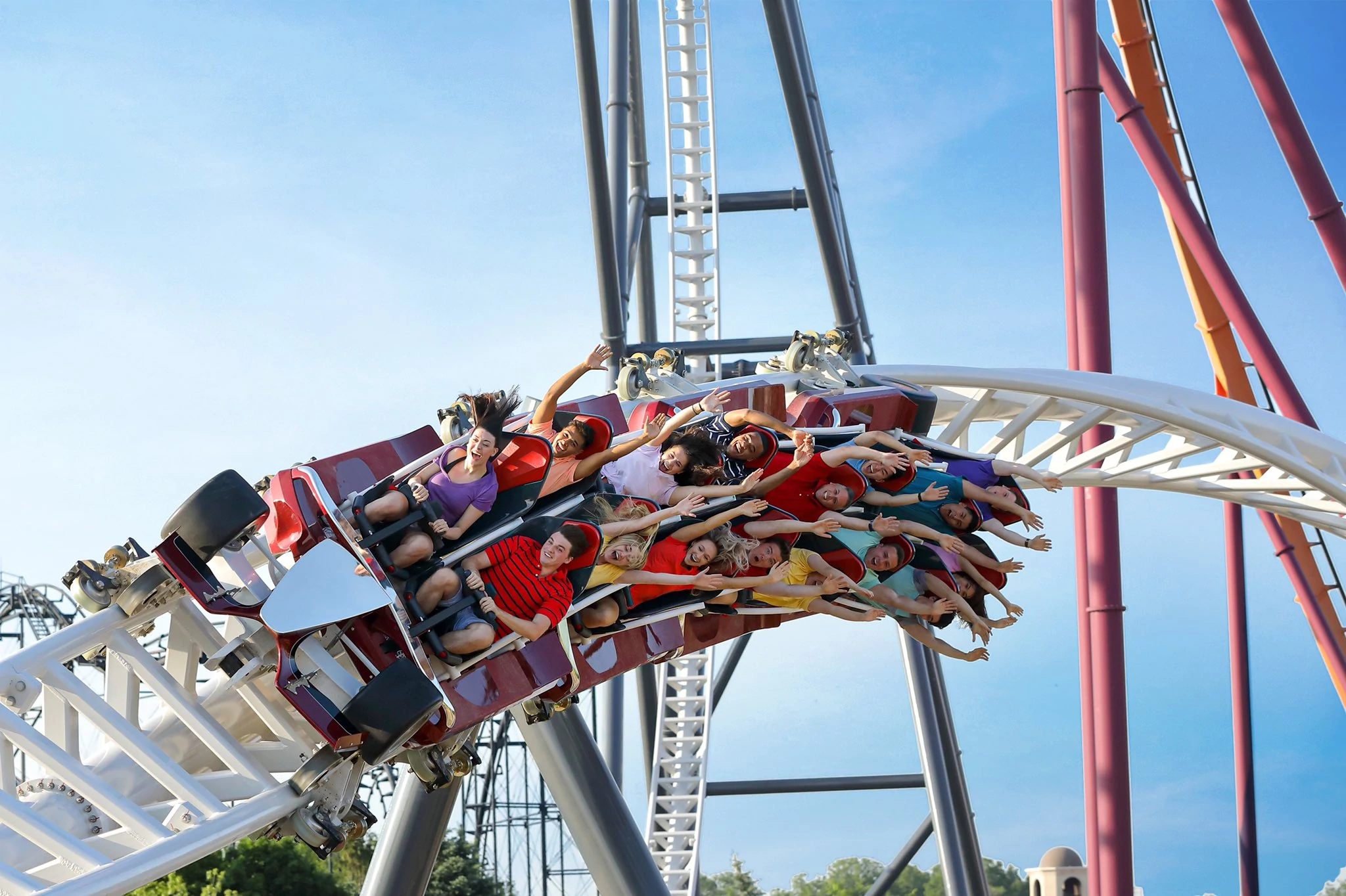 people riding six flags great america maxx force coaster