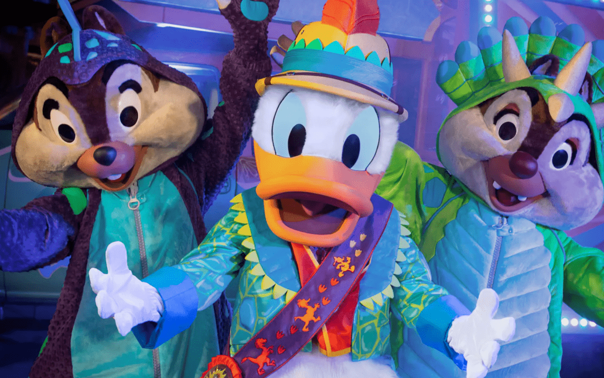 donald, chip, and dale at donald's dino-bash