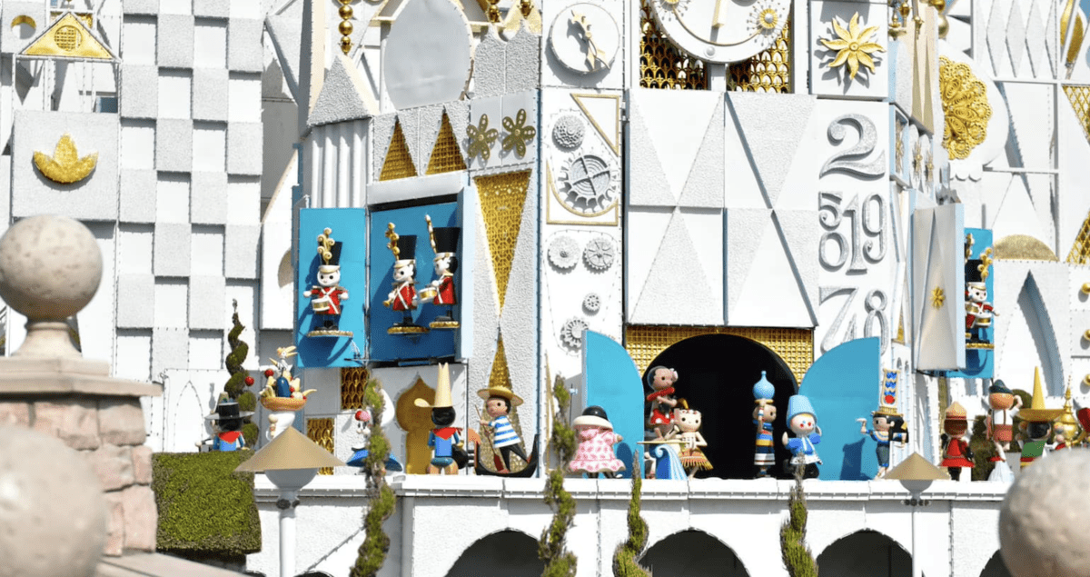 its a small world Disneyland