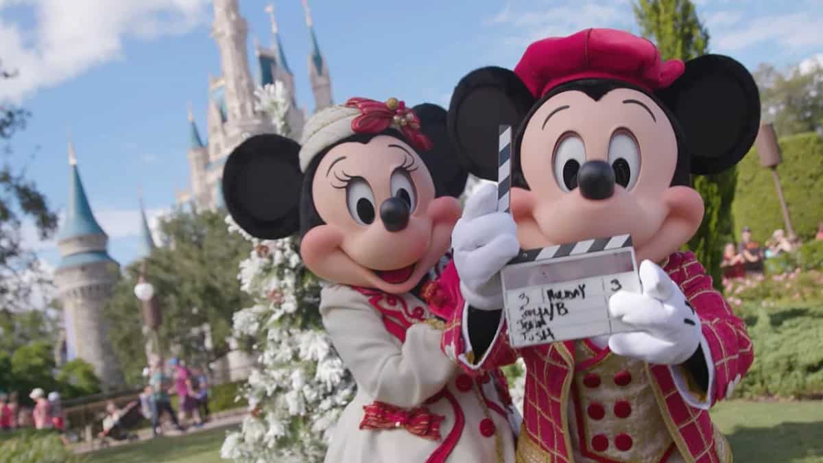 Minnie and Mickey in a holiday special