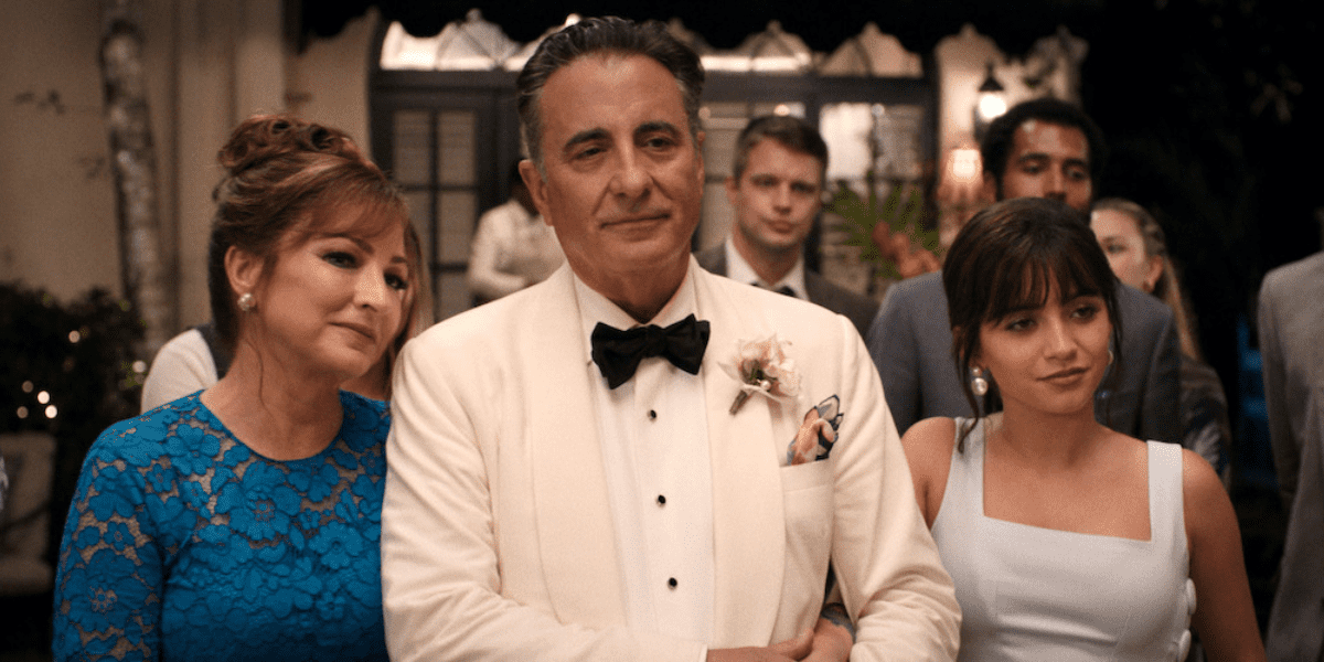 Garcia next to his screen wife and daughter in "Father of the Bride."