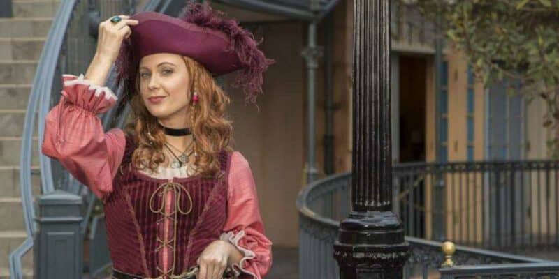 Pirate Redd face character at Disneyland Resort